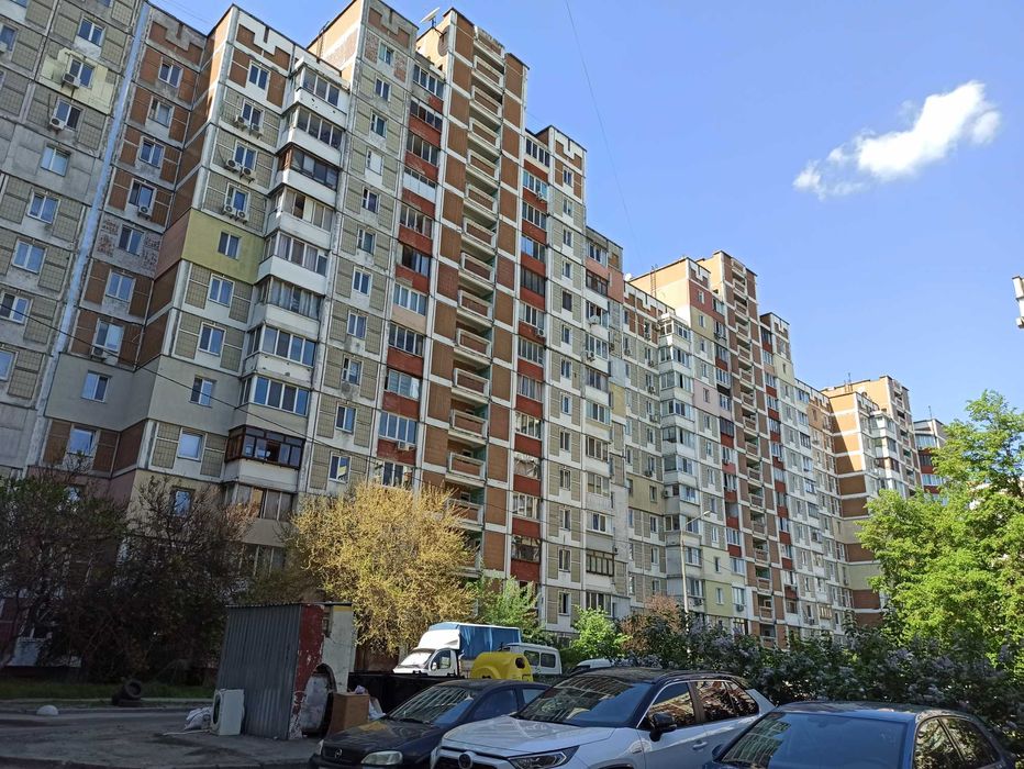 Продаж 1-кімнатної квартири пр. Червоної калини,38/10, Троєщина