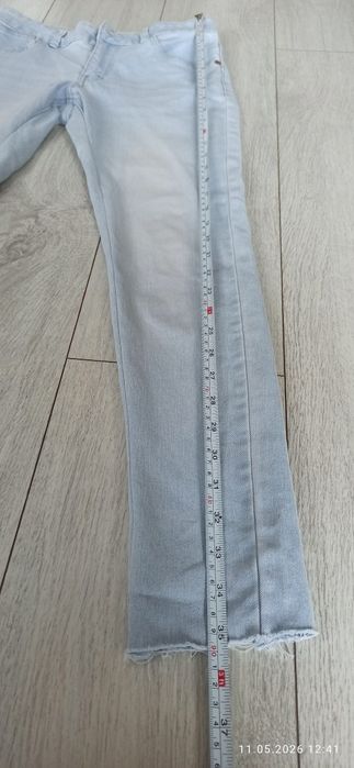 Rurki błękitne damskie r. 28. Gina Tricot