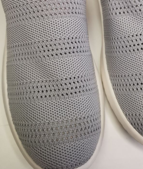 Tenisówki szare raz 40