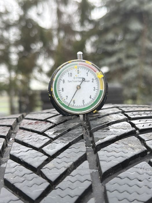 #Opony bridgestone 245/35/19 para