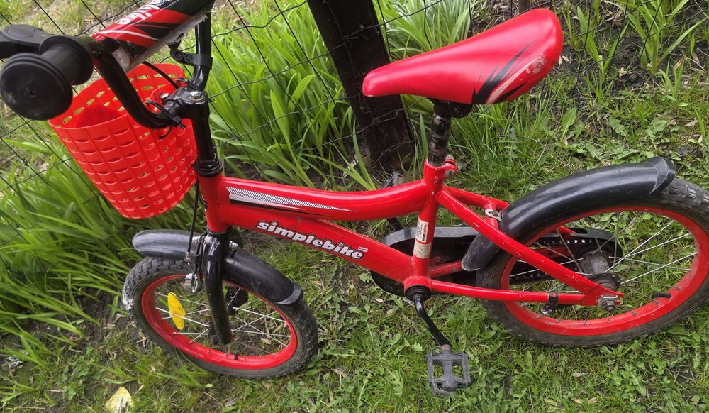 Rower dziecięcy 16 cali Simplebike – Czerwony, z koszyczkiem!