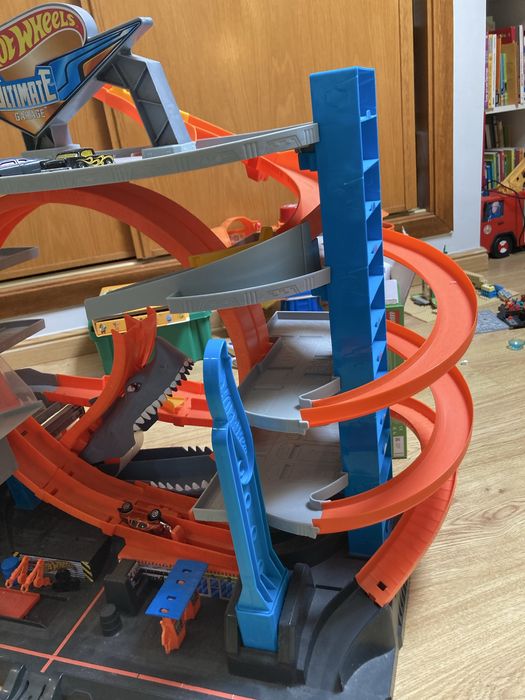 Pista de carros hotwheels