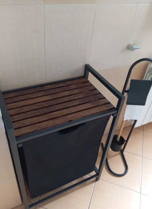 Kosz wolnostojący na pranie z półką 65L vintage czarno-brązowy