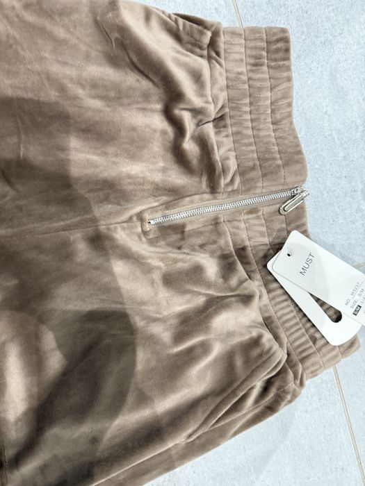 Spodnie  dresowe  welurowe r s/m