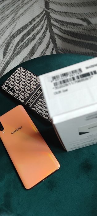 Hit Telefon komórkowy Smartfon Android logo  Samsung Galaxy A70 od kob