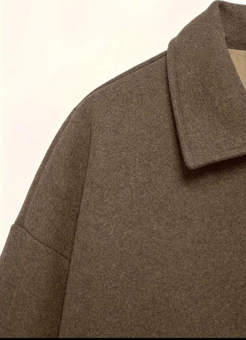 Stylowy brązowy krótki płaszcz  oversize rozmiar M