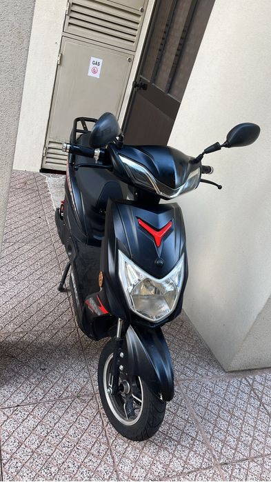 Scooter Elétrica Neovolt Runner (250W)