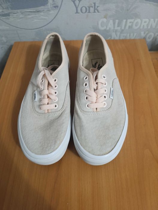 продам кеди Vans