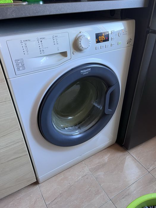 Maquina Lavar Hotpoint FMG823 8Kg