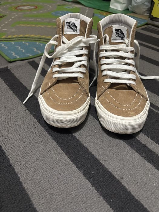 Vendo teni bota marca (vans)pouco uso numero 39