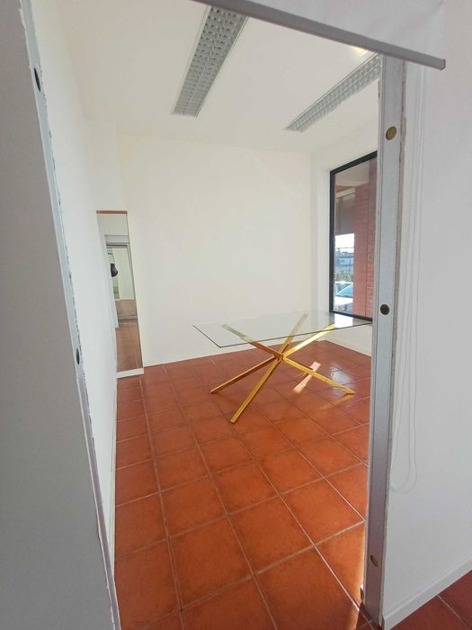 Espaço comercial 100M2