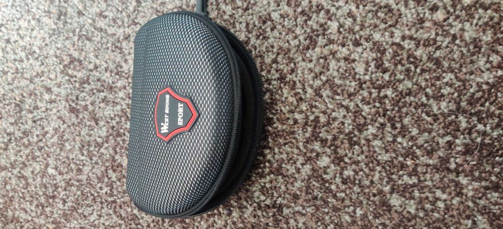 Óculos de sol desportivos