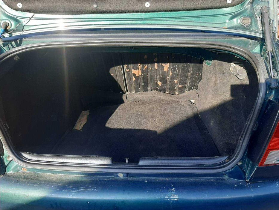 Продам Volkswagen Polo 1.4 газ бензин тільки переоформлення обмін мото