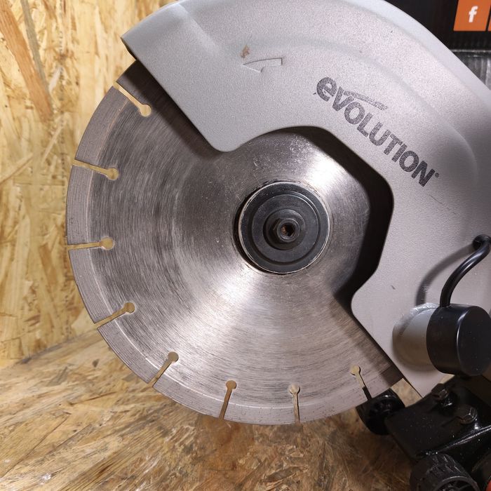 Przecinarka do betonu Evolution 230 mm