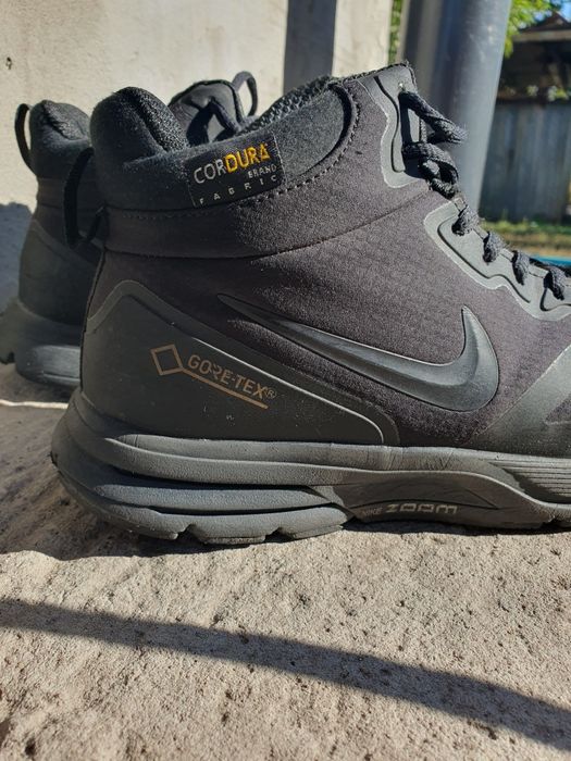 Продам кросівки Nike Zoom Structure 37x Gore-Tex Black