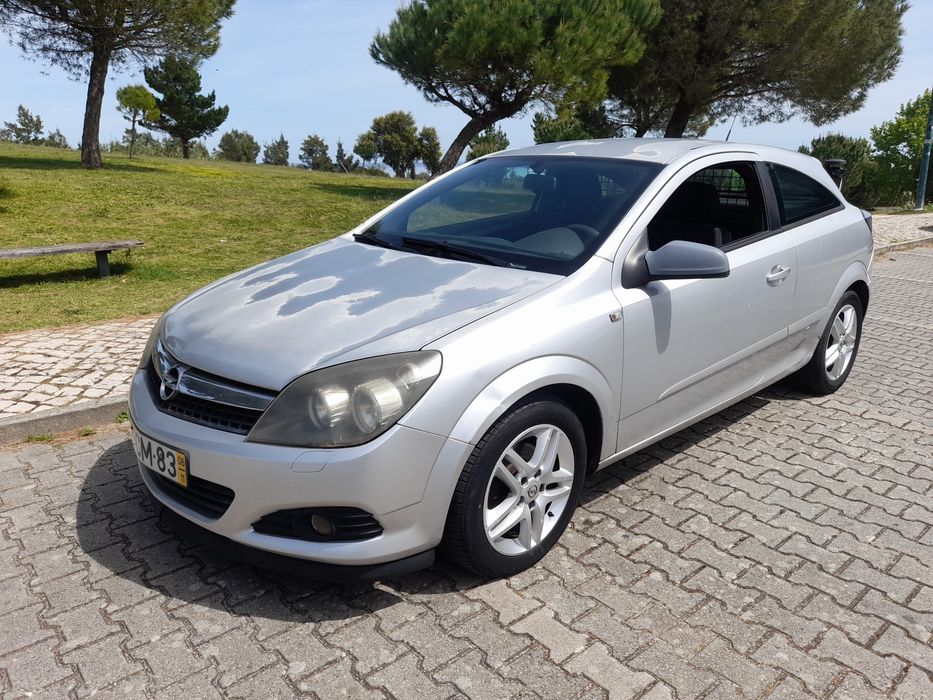 Opel Astra H GTC 1.3 cdti