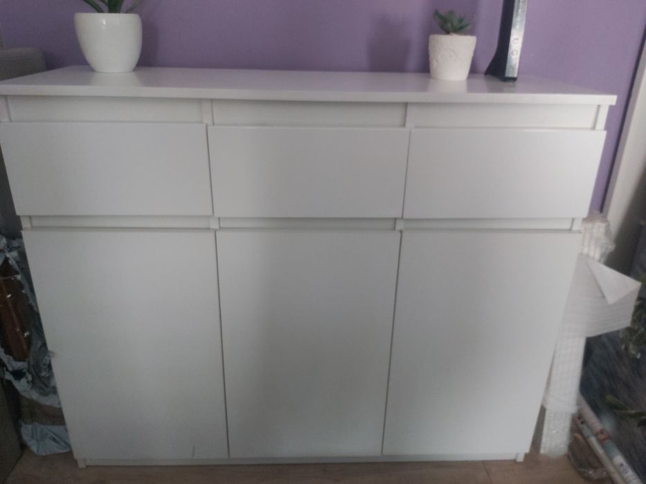 Biała komoda 120x40 prostota styl