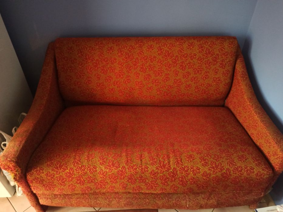 Диван "Малютка" б/в, можливий під реставрацію
