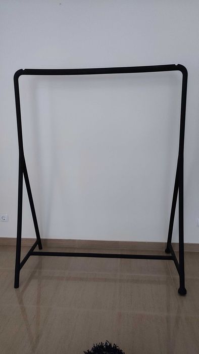 Suporte para cabides (arara)
