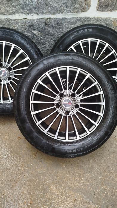 Jantes 16 com pneus seminovos já calibradas