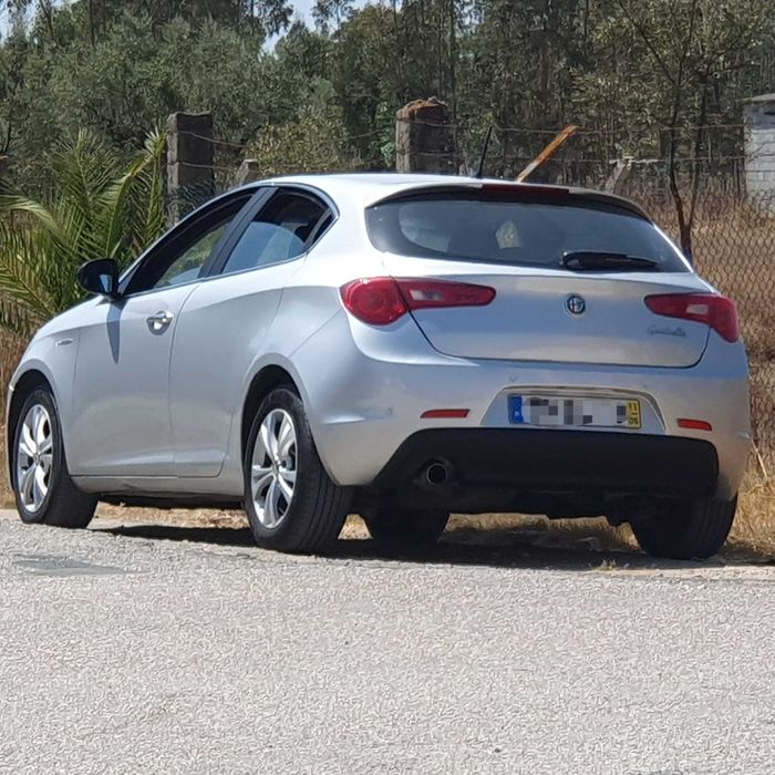 Alfa Romeo Giulietta foto 2