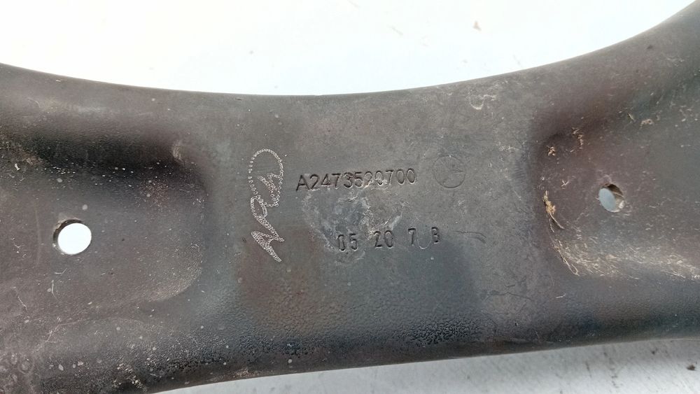 Braço de suspensão trás esquerdo MERCEDES-BENZ CLA Coupé (C118)