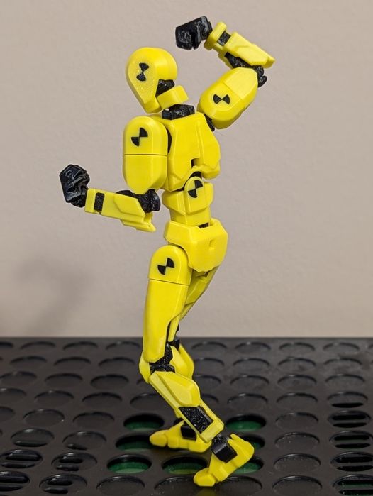 Рухомий робот 3D