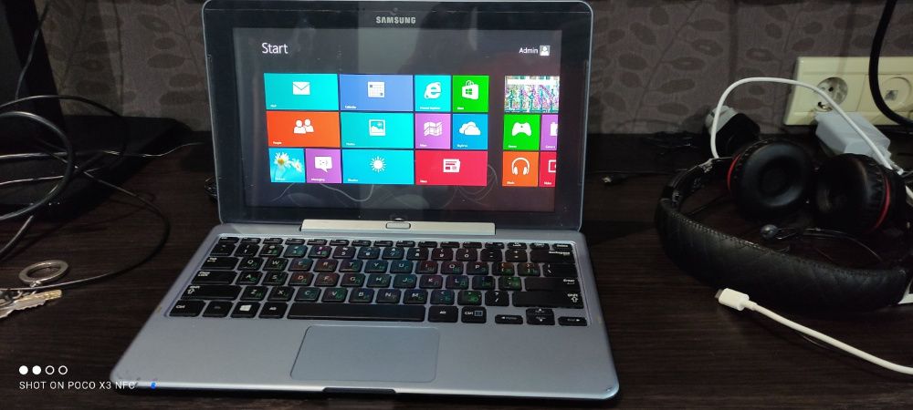 Samsung ATIV Smart PC XE500T1C-A01 64Gb dock