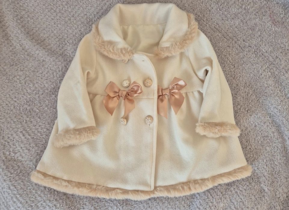 Płaszcz dla dziewczynki