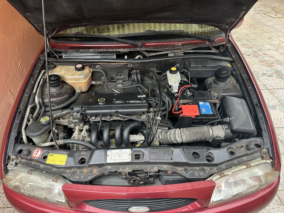 Ford fiesta ( JAS)