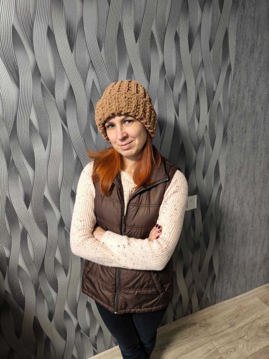 Шапка жіноча,тепла шапка,шапка в'язана
