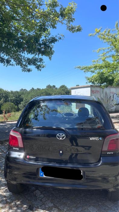 Toyota Yaris 1.0 Terra | 2001 | Muito Económico e Fiável