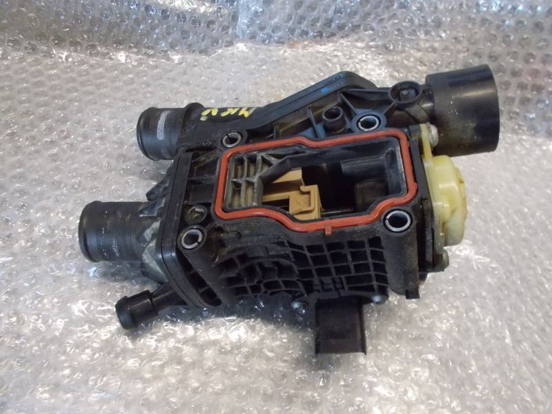 obudowa termostatu mondeo mk5 galaxy 2.0 tdci uero 6