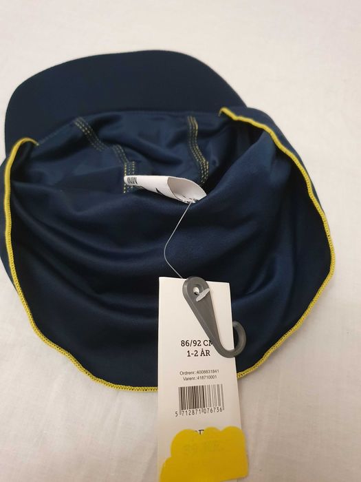 Детская пляжная шапка.