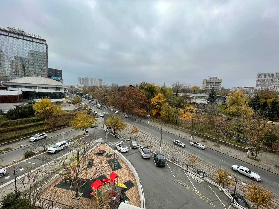 Однокомнатная квартира посуточно в Аркадии. Одесса. бесплатный паркинг