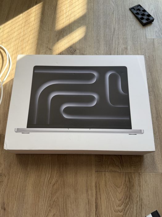 Macbook Pro 14’ M4 16/512gb silver