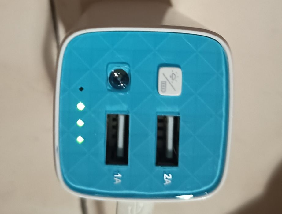 Powerbank tp link 10400 mah com lanterna