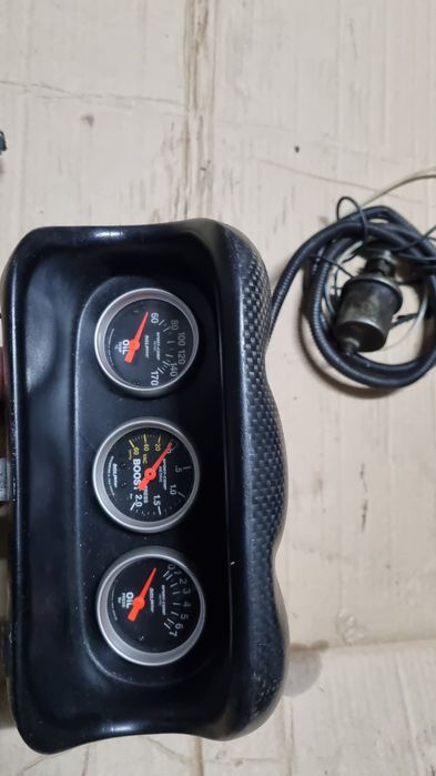 Subaru impreza zegary daszek doladowania oleju