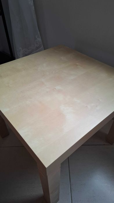 Mesa de sala com defeito na perna