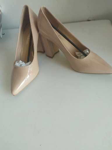 Sapatos Manoukian - [NOVOS] - Tamanho 38