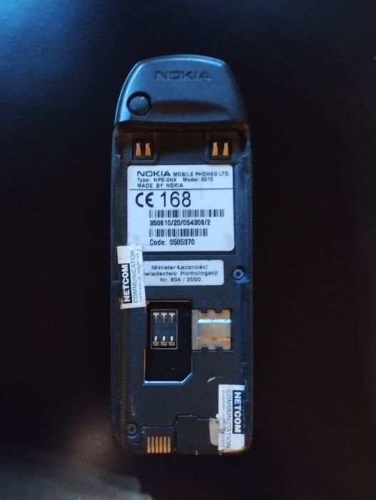 Nokia 6210 z ładowarką