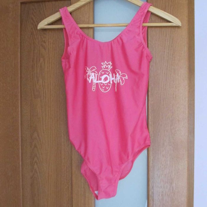 strój kąpielowy dziewczęcy