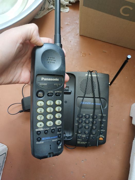 Радіотелефон у хорошому стані