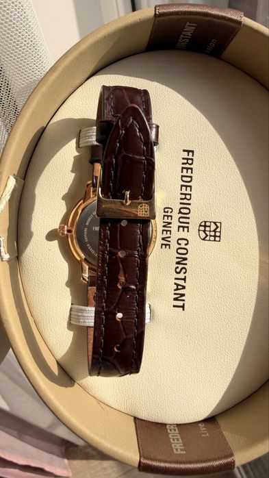 Годинник Frederique Constant