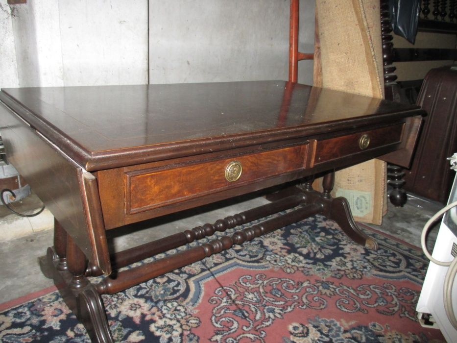 Mesinha de sala com abas64739312657154120