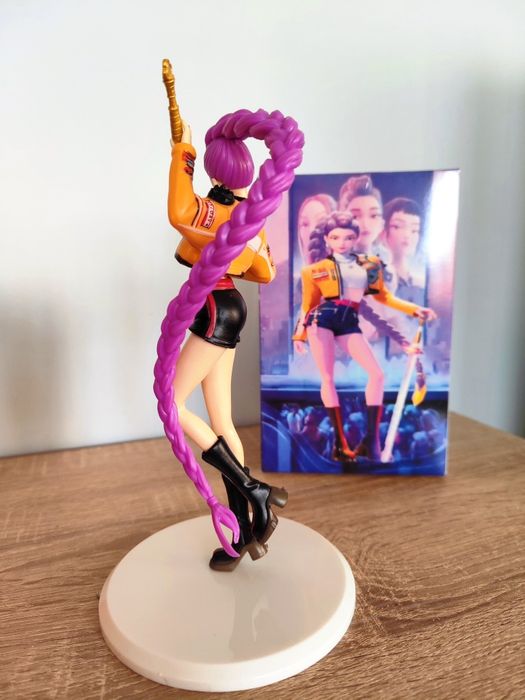 K-pop Demon Hunters - figurka Rumi.