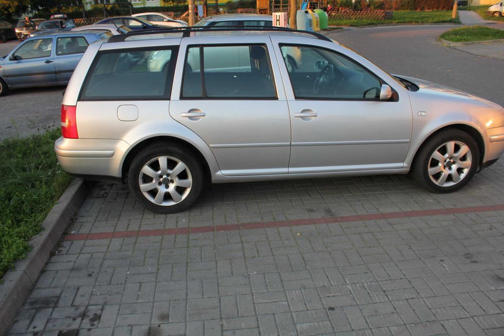 Sprzedam Volkswagena Golf IV
