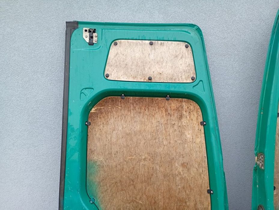 drzwi tylne prawe lewe tył kompletne z drabiną mercedes sprinter w906