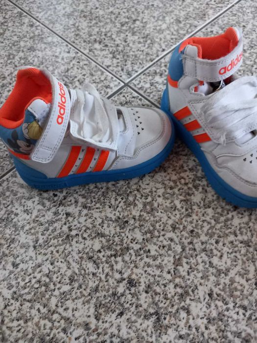 Sapatilhas adidas criança