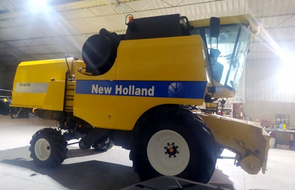 Kombajn New Holland TC 5070 CX CSX CS Claas John Deere